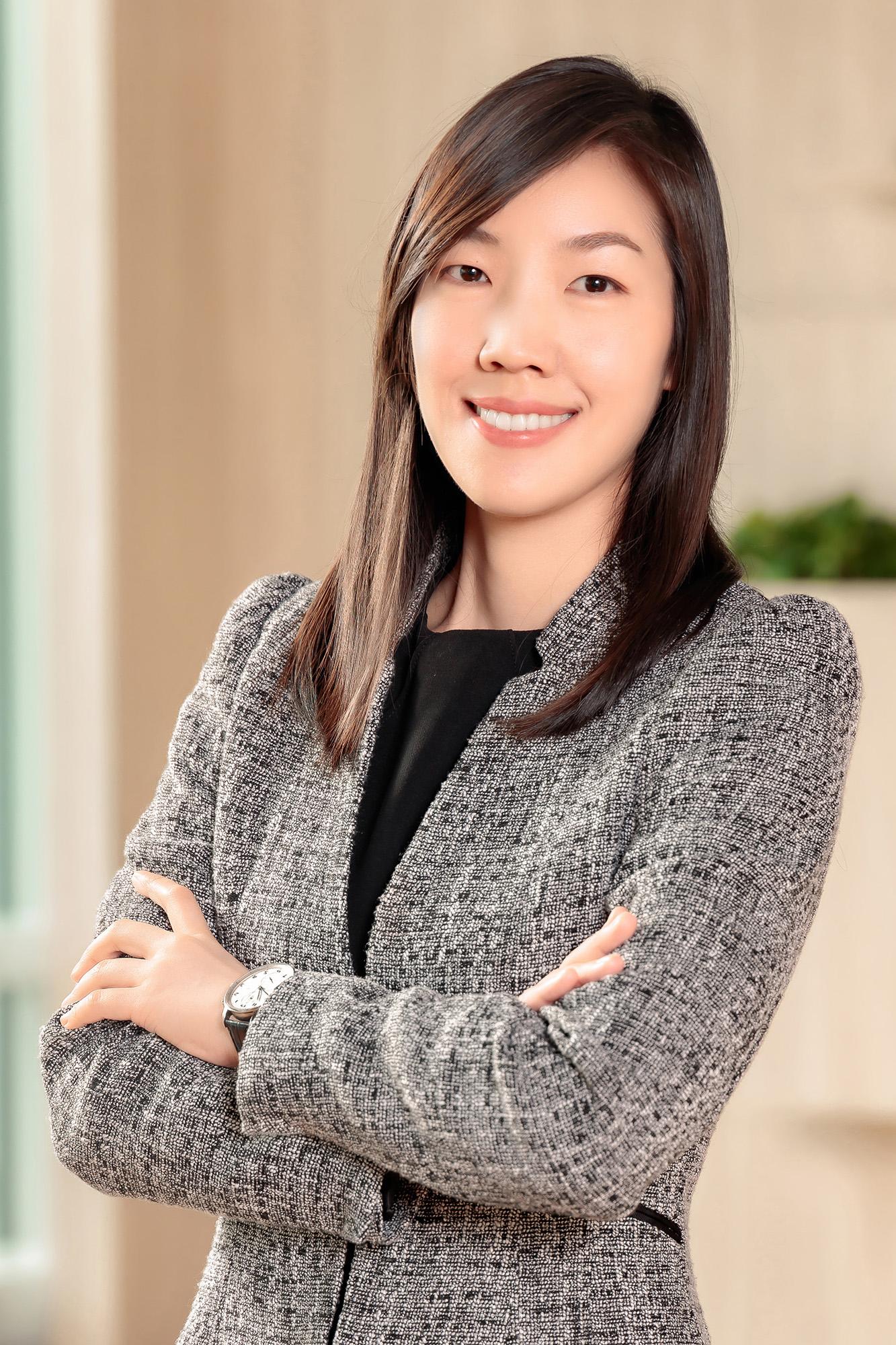 陳緯人 Joyce W. Chen