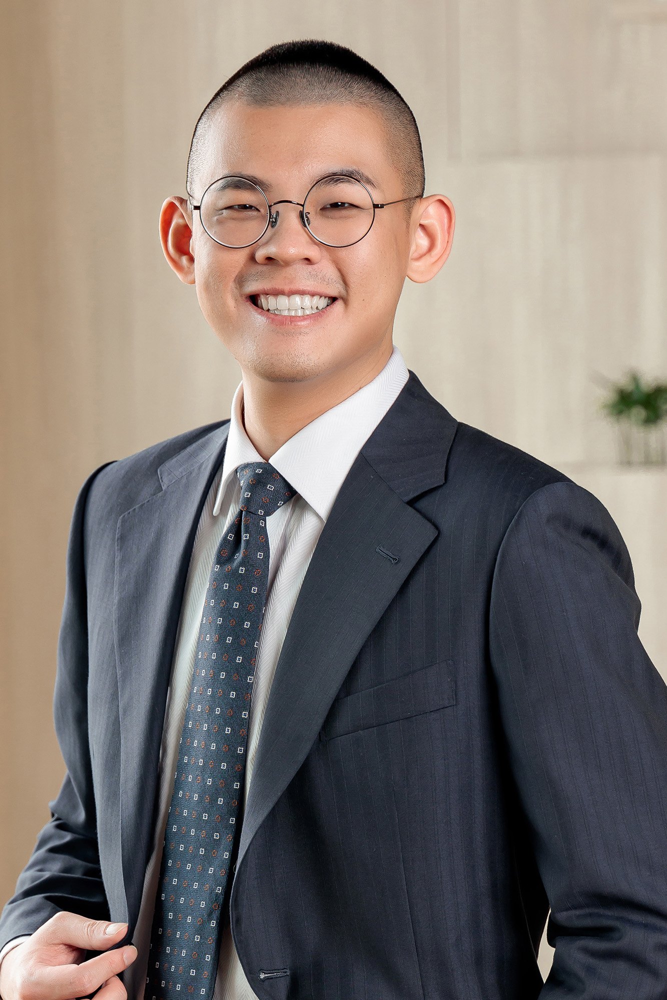 廖崇崴 Johnny Chung-Wei Liao
